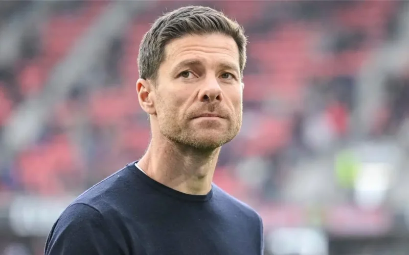 أسطورة ريال مدريد يحمي ألونسو: ظلم كبير وإصابات تضعف الفريق
